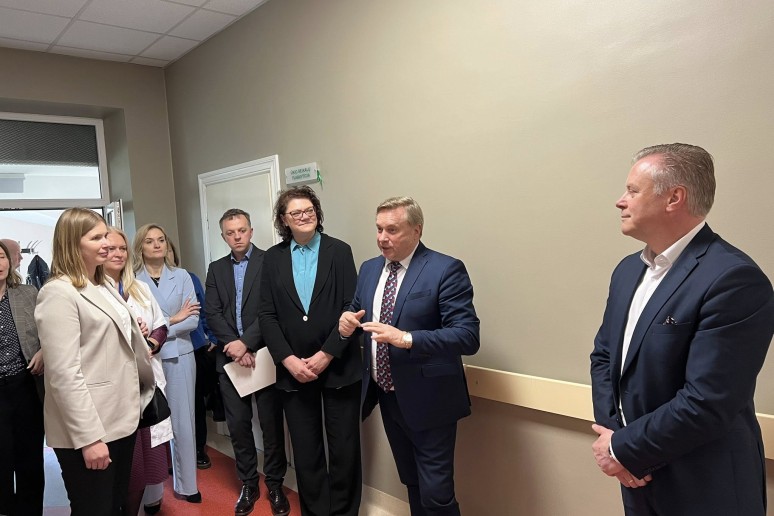 Sveikatos apsaugos Ministrės Marijos Jakubauskienės vizitas Kretingos ligoninėje-0008